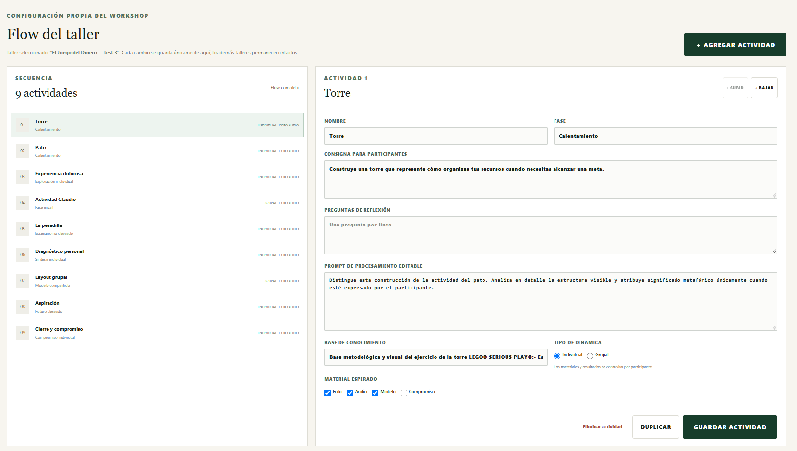 Pantalla del flow del taller con la secuencia de actividades, consigna, preguntas de reflexión y prompt de procesamiento editable